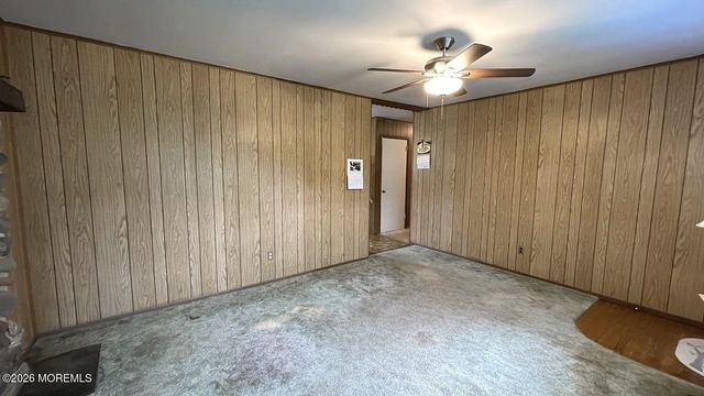 33 Bucknell Drive, Toms River, NJ 08757