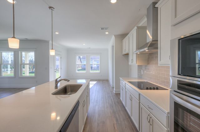2023 Bennett Creek Drive, Columbia, TN 38401