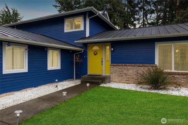 5502 82nd Street Court E, Puyallup, WA 98371