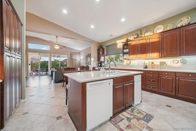 9471 Estrella Hills St, Riverside, CA 92508