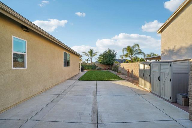 9471 Estrella Hills St, Riverside, CA 92508