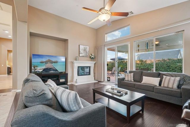 9471 Estrella Hills St, Riverside, CA 92508