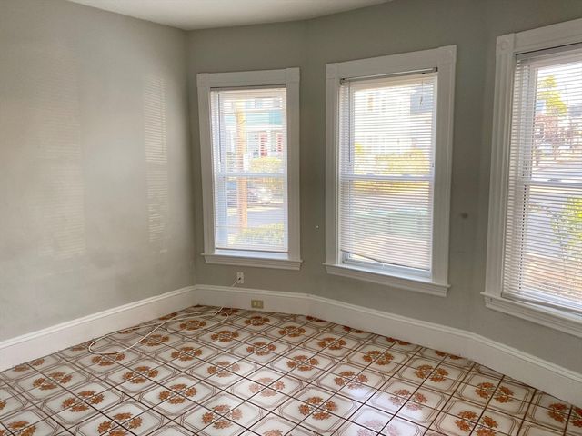 45 Newburn Ave 1, Medford, MA 02155