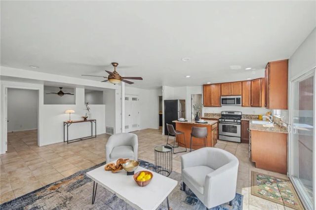 451 E 10th Avenue, Escondido, CA 92025