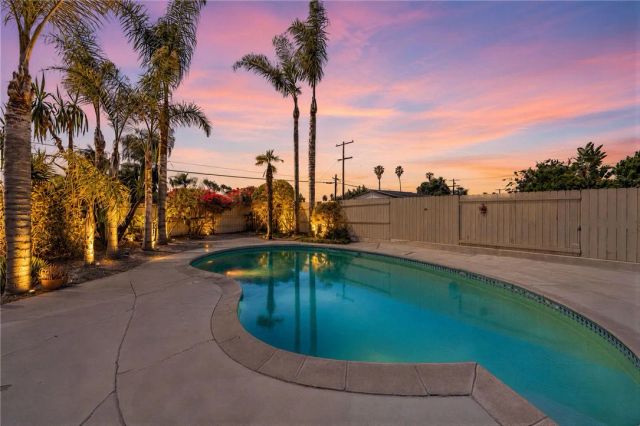 451 E 10th Avenue, Escondido, CA 92025