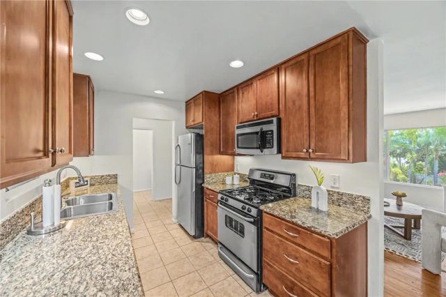 451 E 10th Avenue, Escondido, CA 92025