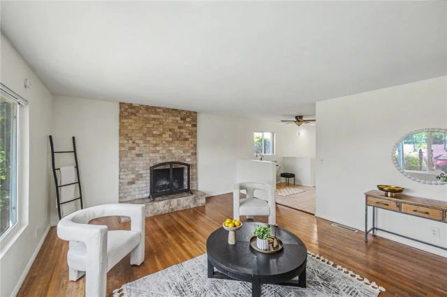 451 E 10th Avenue, Escondido, CA 92025