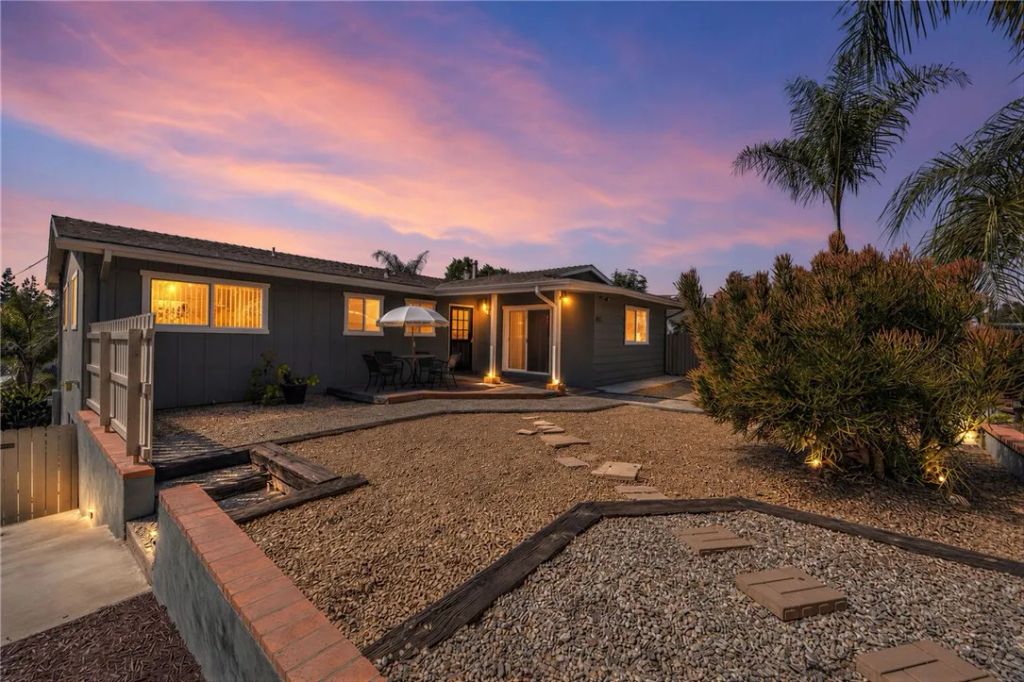 451 E 10th Avenue, Escondido, CA 92025