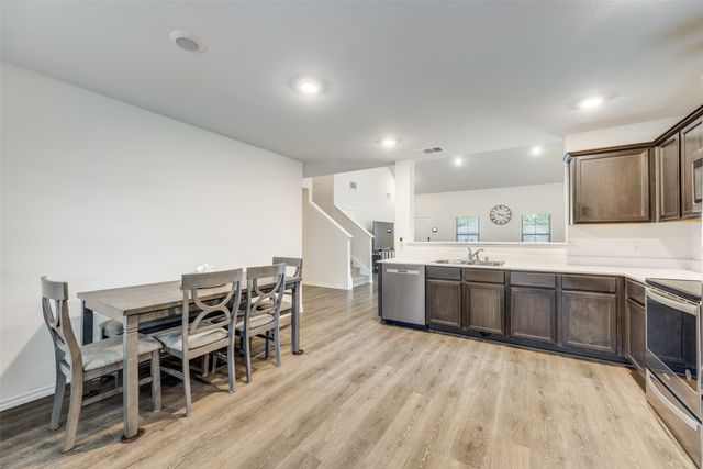 2204 San Jacinto Way, Sherman, TX 75090