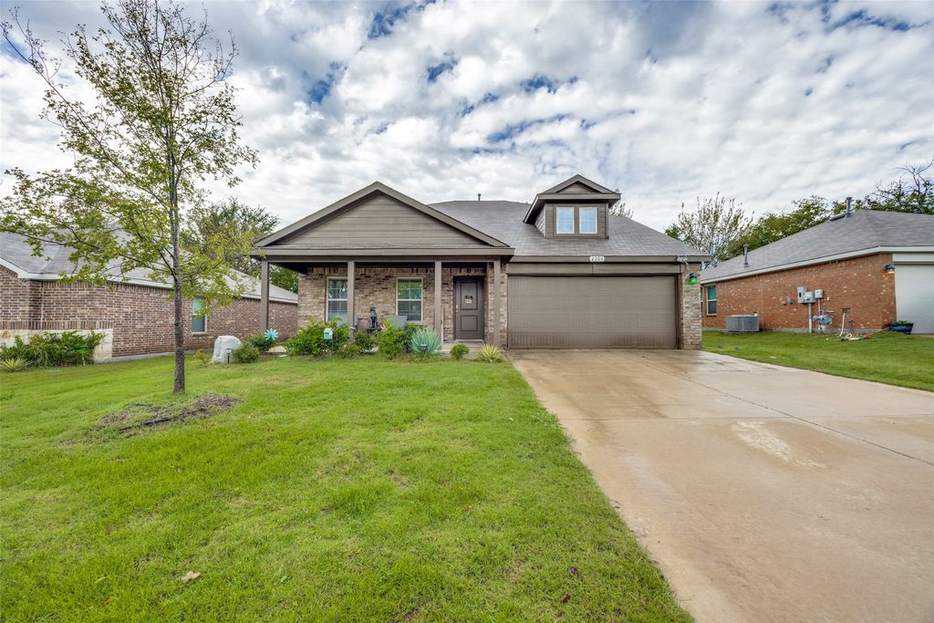 2204 San Jacinto Way, Sherman, TX 75090