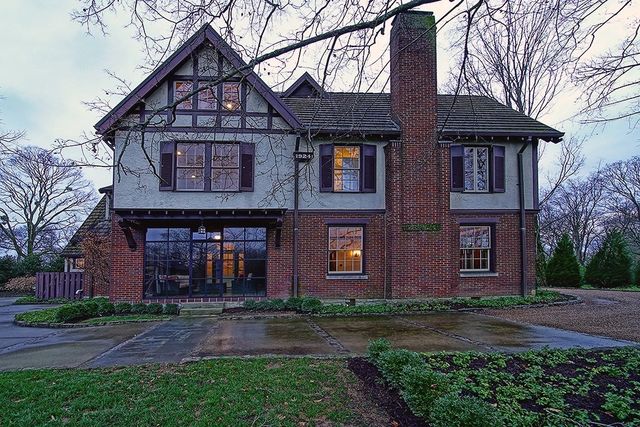 3944 Woodlawn Dr, Nashville, TN 37205
