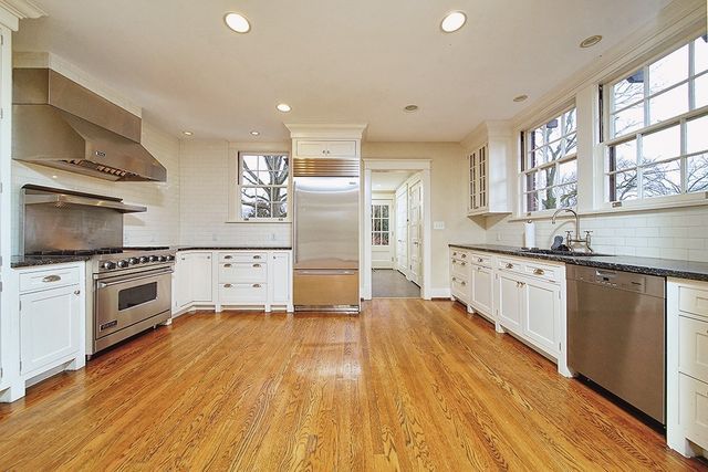 3944 Woodlawn Dr, Nashville, TN 37205