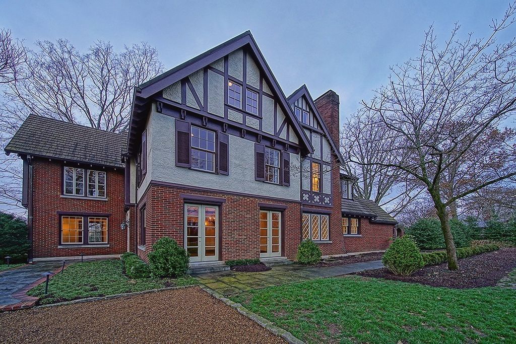 3944 Woodlawn Dr, Nashville, TN 37205