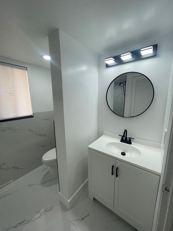 5917 Via Vermilya 206, Lake Worth, FL 33462