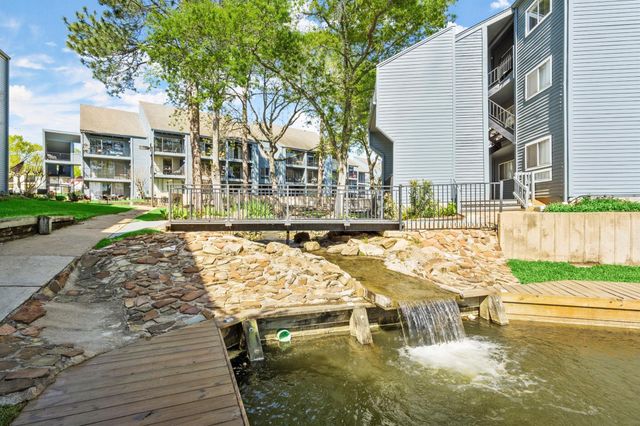 12500 Melville Drive 2, Montgomery, TX 77356