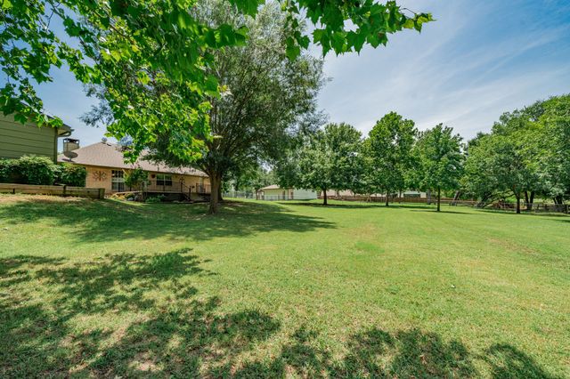 520 Overland Drive, Lowry Crossing, TX 75069