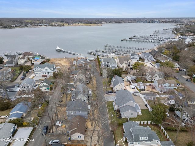 813 Dudley Lane, Point Pleasant, NJ 08742