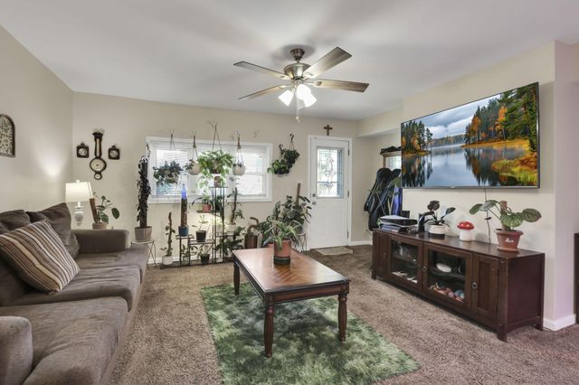 18 W Center Street, London, OH 43140