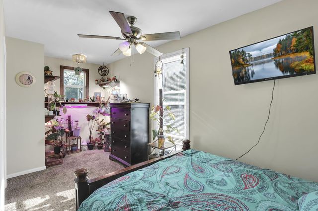 18 W Center Street, London, OH 43140