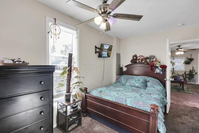 18 W Center Street, London, OH 43140