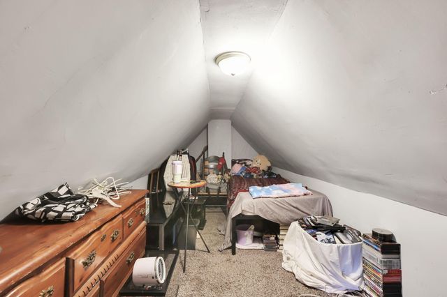 18 W Center Street, London, OH 43140