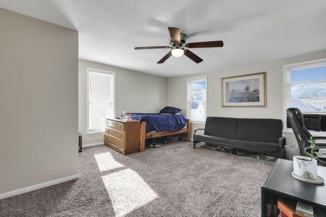 18 W Center Street, London, OH 43140