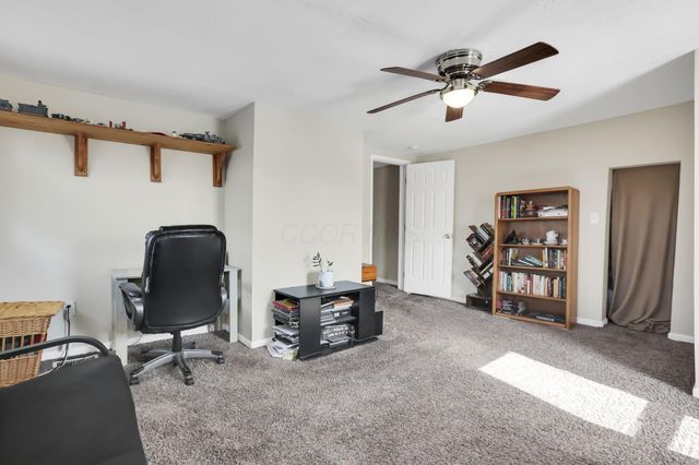 18 W Center Street, London, OH 43140