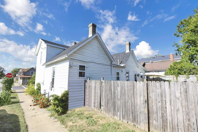 18 W Center Street, London, OH 43140