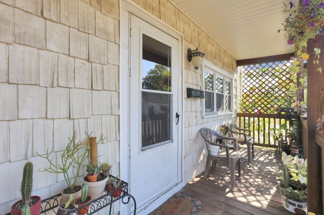 18 W Center Street, London, OH 43140