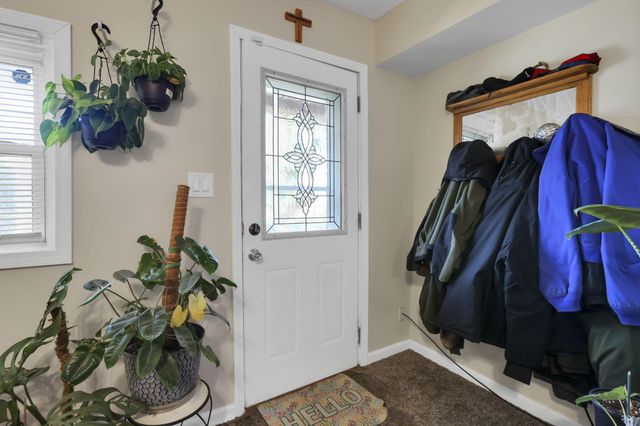 18 W Center Street, London, OH 43140