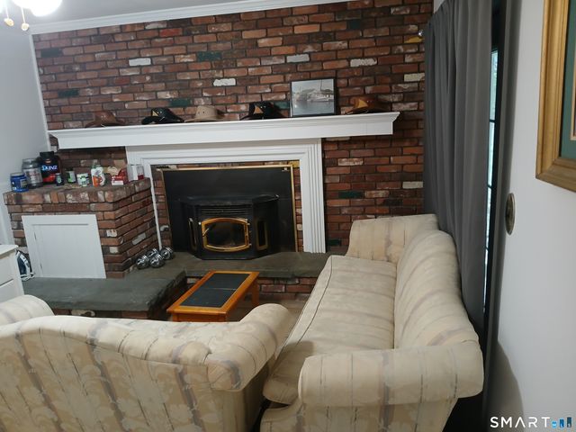 40 Huckleberry Hill Road, Brookfield, CT 06804