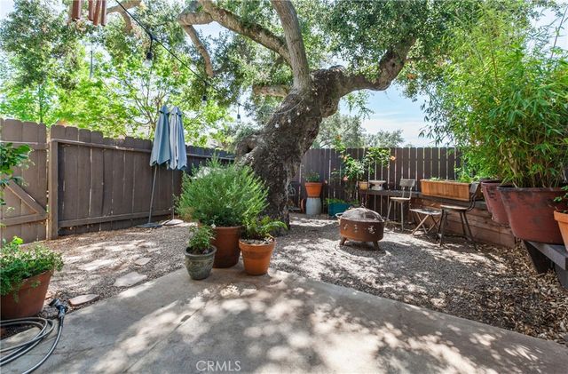9780 Las Lomas 9, Atascadero, CA 93422