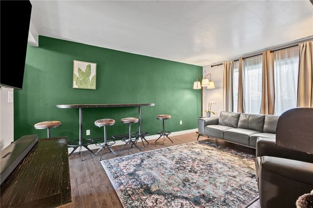 9780 Las Lomas 9, Atascadero, CA 93422