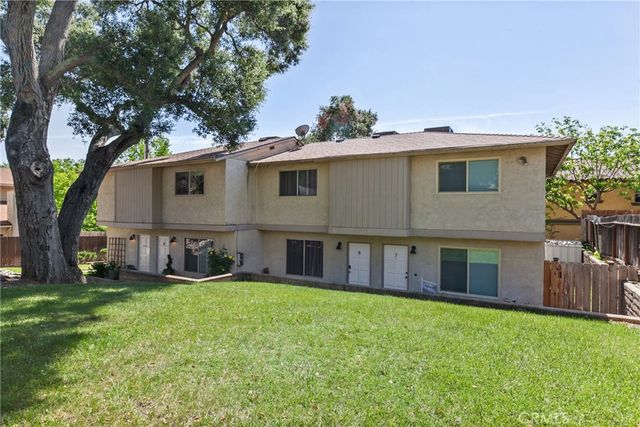 9780 Las Lomas 9, Atascadero, CA 93422
