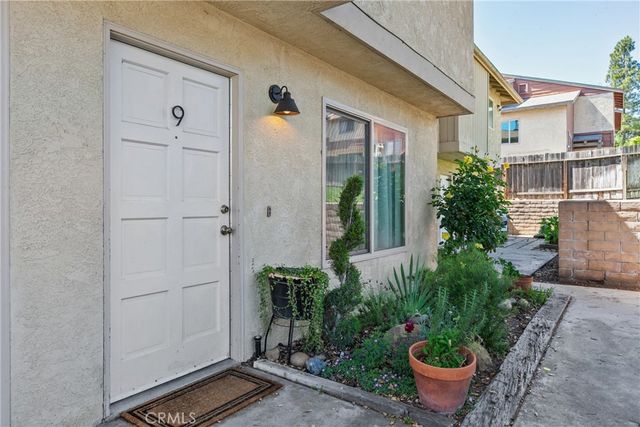 9780 Las Lomas 9, Atascadero, CA 93422
