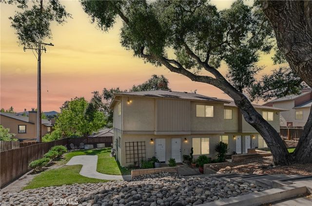 9780 Las Lomas 9, Atascadero, CA 93422