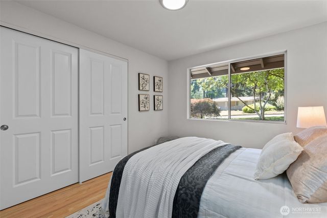 13786 NE 75th Place, Redmond, WA 98052