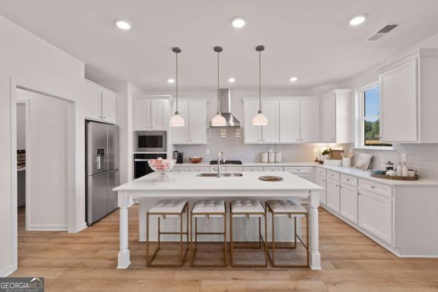 200 Chiswick Loop, Stockbridge, GA 30281