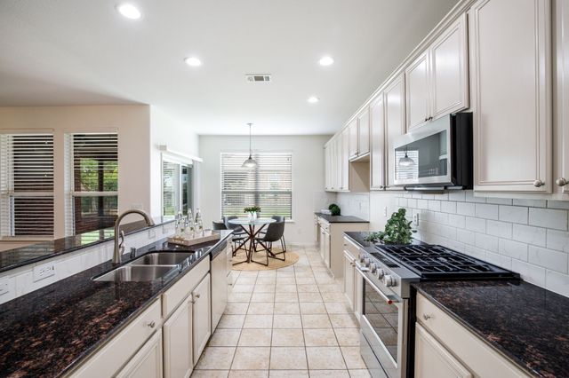 1826 Windy Hill Drive, Frisco, TX 75036