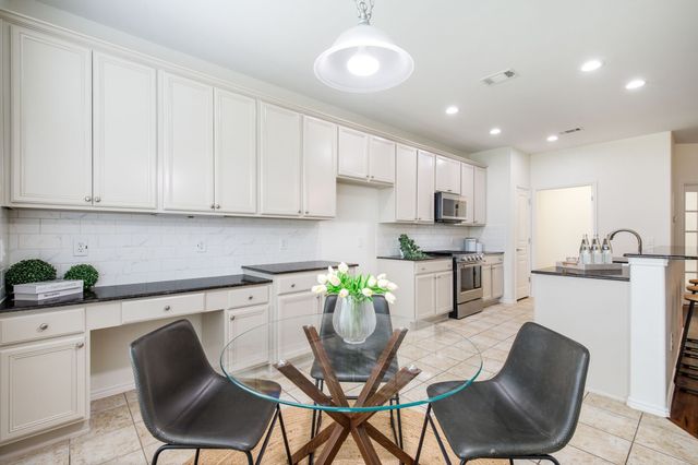 1826 Windy Hill Drive, Frisco, TX 75036