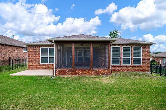 1826 Windy Hill Drive, Frisco, TX 75036