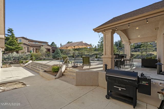 1215 Broken Feather Court, Reno, NV 89511