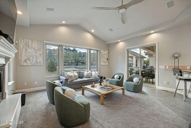 1215 Broken Feather Court, Reno, NV 89511