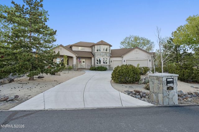 1215 Broken Feather Court, Reno, NV 89511