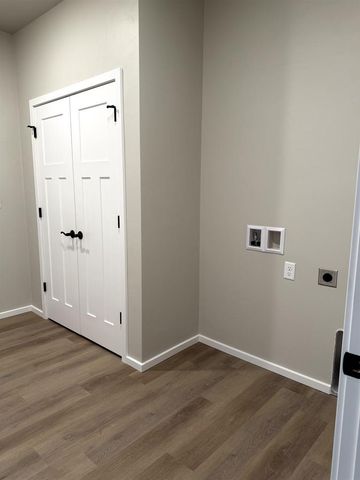 N9330 GEMSTONE COURT, Appleton, WI 54915