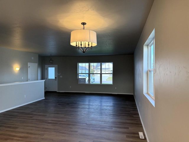 N9330 GEMSTONE COURT, Appleton, WI 54915