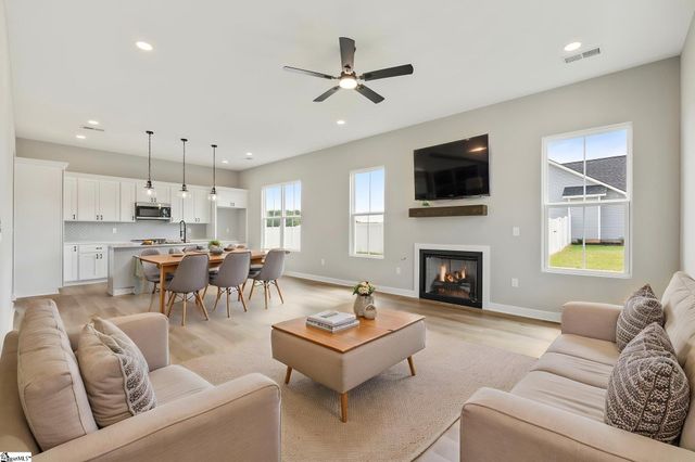 2741 Friendship Church Road, Gray Court, SC 29645