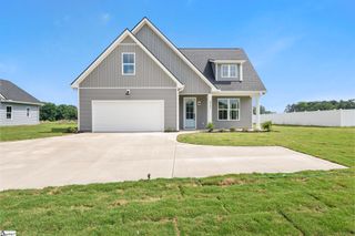 2741 Friendship Church Road, Gray Court, SC 29645