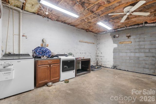 804 Southside Court, Lenoir, NC 28645