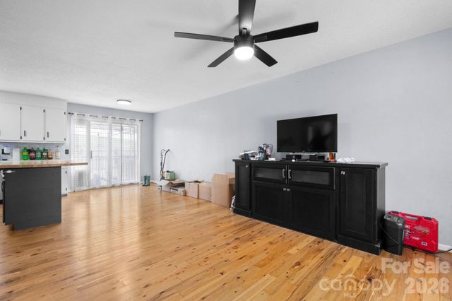 804 Southside Court, Lenoir, NC 28645